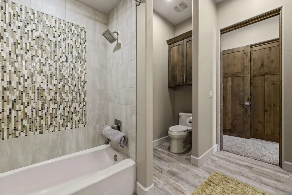 Guest Bedroom Bathroom of 631 La Scala Dr, Mesquite, NV 89027